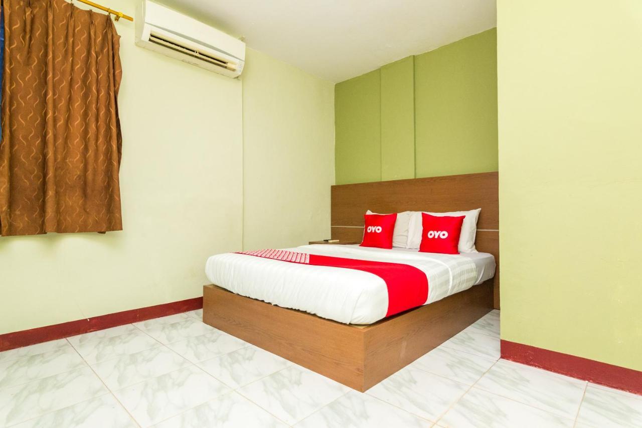 Vaccinated Staff - Oyo 1703 Terang Bintang Hotel Batam Zewnętrze zdjęcie