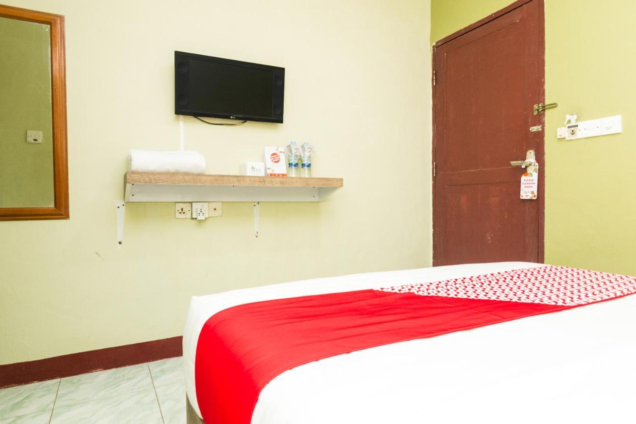 Vaccinated Staff - Oyo 1703 Terang Bintang Hotel Batam Zewnętrze zdjęcie