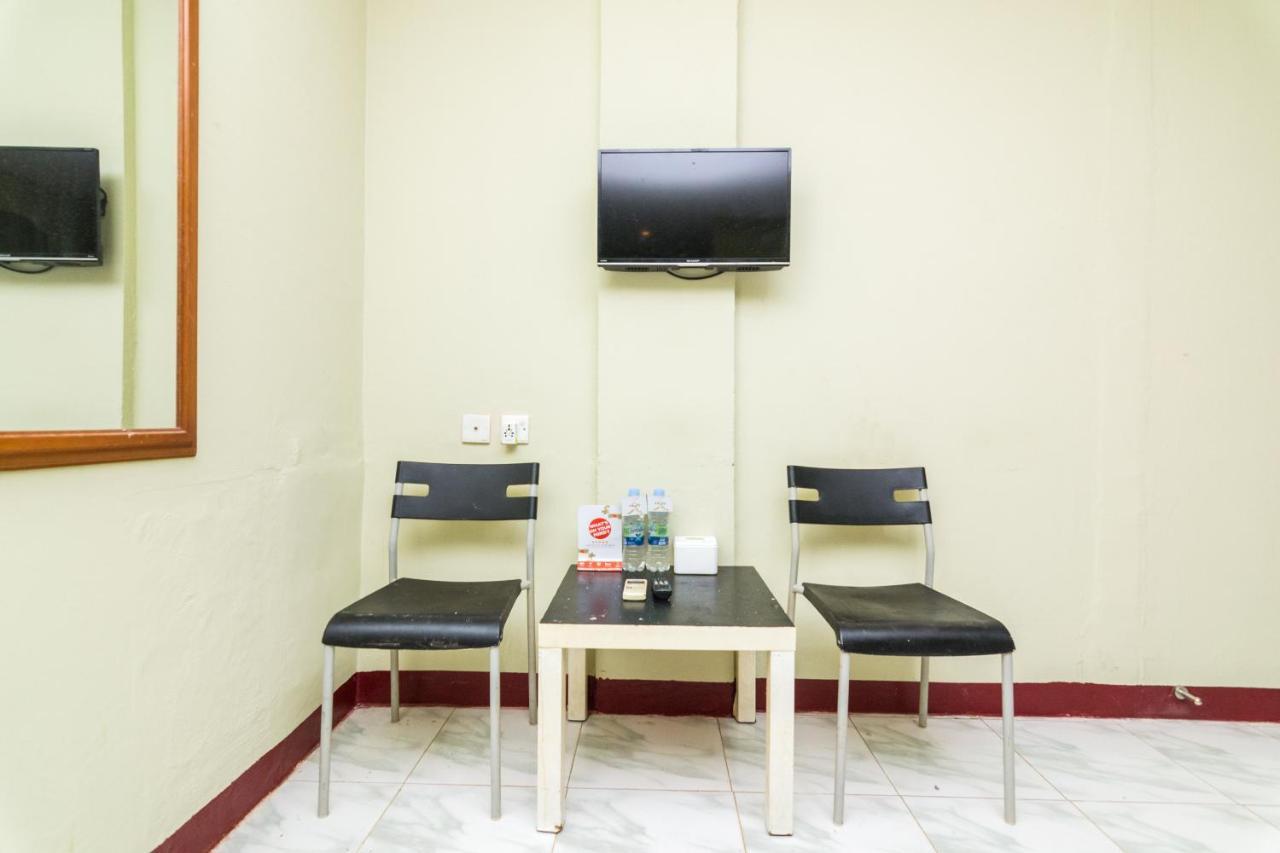 Vaccinated Staff - Oyo 1703 Terang Bintang Hotel Batam Zewnętrze zdjęcie